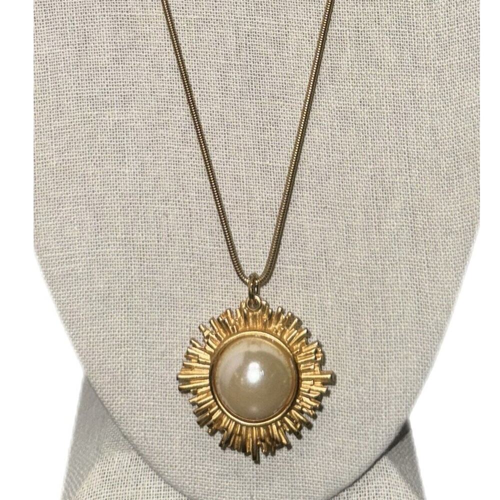 Vintage Anne Klein Gold Tone Starburst Faux Pearl Pendant Necklace